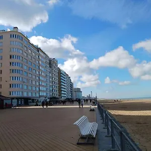 suite-jo-vlak-bij-zee.hotelsghent.com/